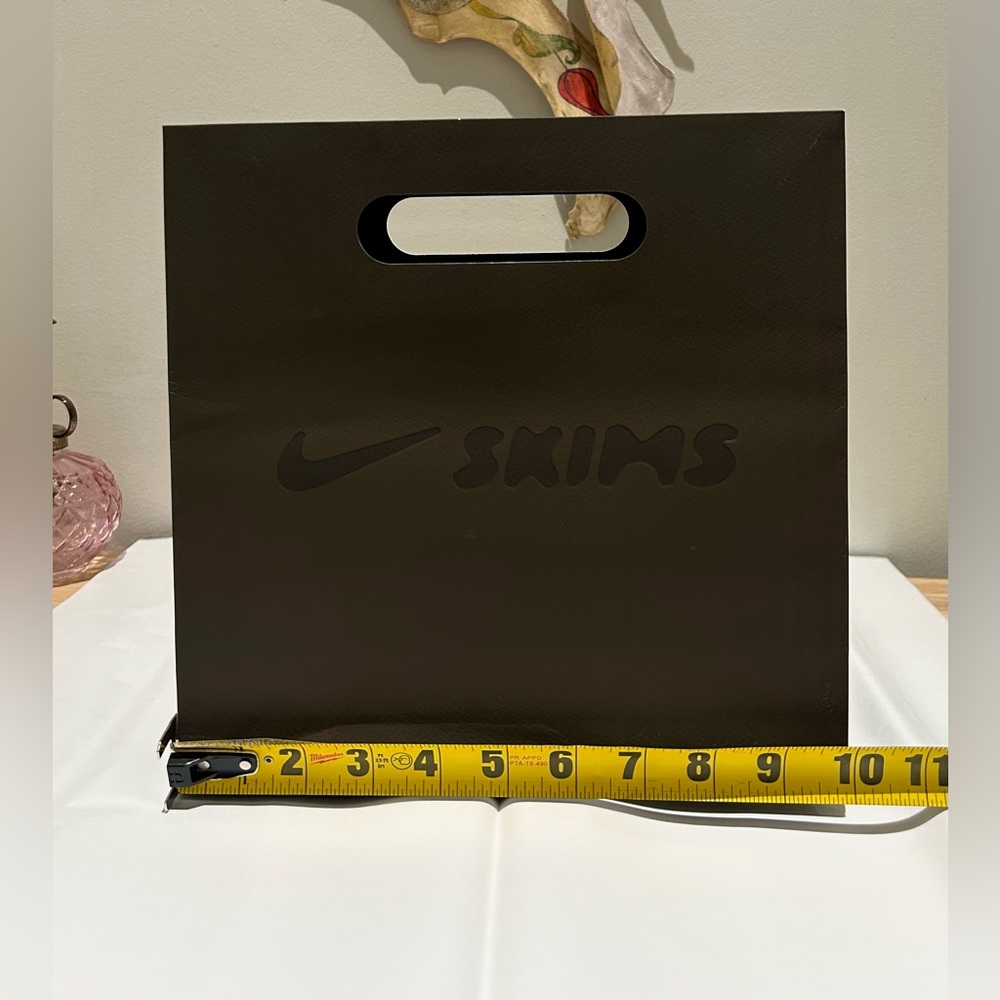 Nike Skims Shopping Bag Chocolate Brown Reusable Retail Gift Bag